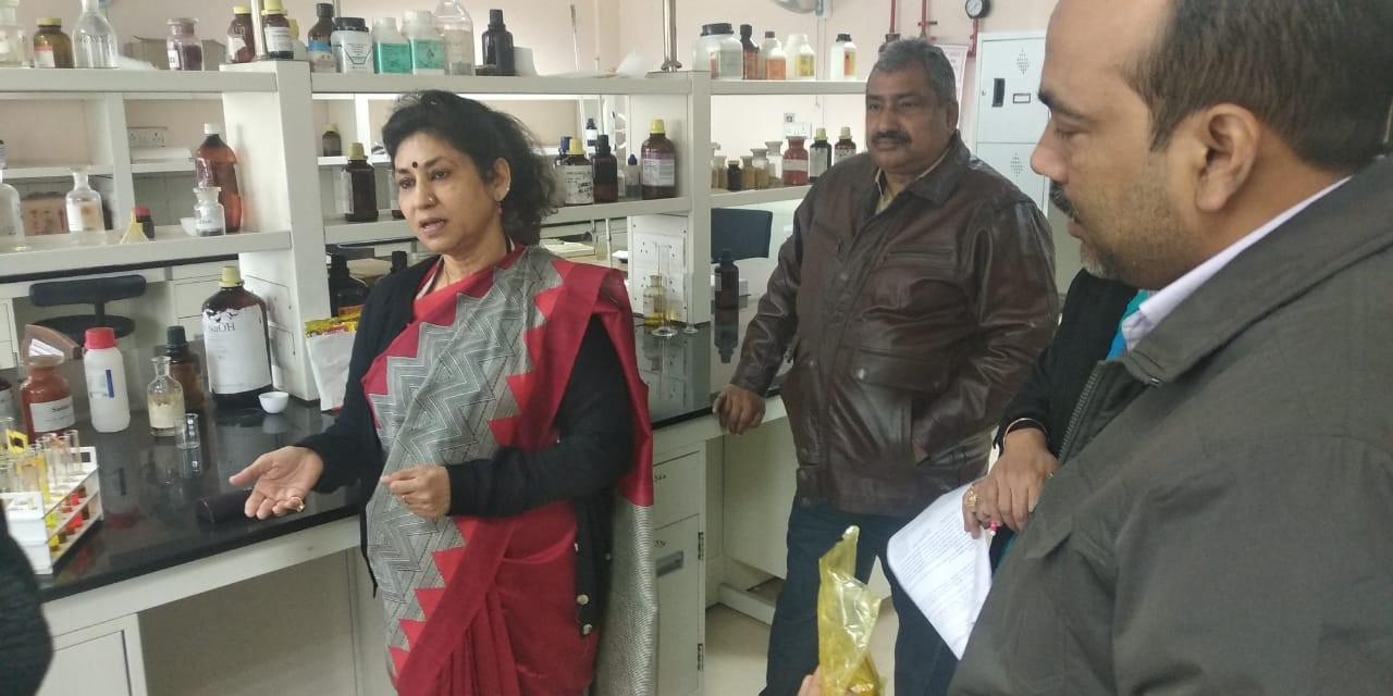 डा0अनिता भटनागर जैन, उ0प्र0 शासन द्वारा राजकीय जन विश्लेषक प्रयोगशाला अलीगंज लखनऊ का वृहद निरीक्षण किया गया।