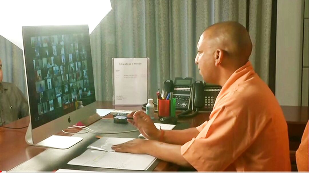 सीएम ने Covid-19 के संदर्भ में विधायकों के साथ की वीडियो कांफ्रेंसिंग