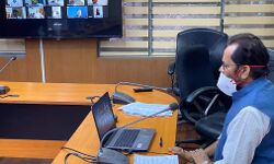 क्वारंटाइन परिवार और समाज को किसी भी तरह के संक्रमण से सुरक्षित करने के लिए : नकवी क्वारंटाइन परिवार और समाज को किसी भी तरह के संक्रमण से सुरक्षित करने के लिए : नकवी