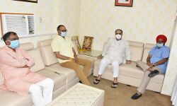 कोरोना प्रभावित वकीलों  के इलाज का खर्चा उठायेगी सरकार -ब्रजेश पाठक