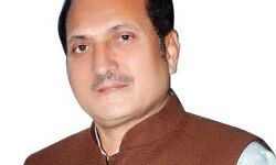 मिनिस्टर सुरेश राणा ने प्रदेश के समस्त गन्ना परिक्षेत्र में सेनिटाइजेशन कराने के दिए निर्देश मिनिस्टर सुरेश राणा ने प्रदेश के समस्त गन्ना परिक्षेत्र में सेनिटाइजेशन कराने के दिए निर्देश