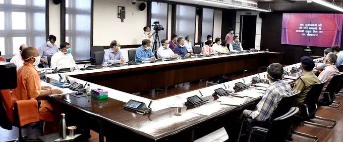 मुख्यमंत्री योगी आदित्यनाथ ने प्रवासी राहत मित्र ऐप का किया लोकार्पण मुख्यमंत्री योगी आदित्यनाथ ने प्रवासी राहत मित्र ऐप का किया लोकार्पण