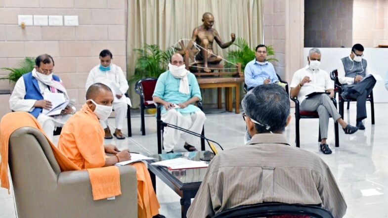 कोविड-19 पर प्रभावी नियंत्रण के लिए विशेष सजगता और सतर्कता बरतने की आवश्यकता : सीएम कोविड-19 पर प्रभावी नियंत्रण के लिए विशेष सजगता और सतर्कता बरतने की आवश्यकता : सीएम