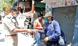 कैप्टन विनीत ने पत्रकारों व पुलिसकर्मियों को स्वस्थ रहने के दिए मंत्र कैप्टन विनीत ने पत्रकारों व पुलिसकर्मियों को स्वस्थ रहने के दिए मंत्र