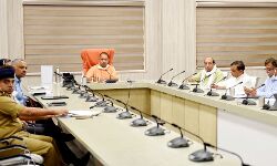 कोविड-19 की वैश्विक महामारी एक अदृश्य शत्रु के विरुद्ध संघर्ष : मुख्यमंत्री कोविड-19 की वैश्विक महामारी एक अदृश्य शत्रु के विरुद्ध संघर्ष : मुख्यमंत्री