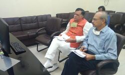 उत्तर प्रदेश इंटरनेशनल और डोमेस्टिक इन्वेस्टर्स को आकर्षित करने के लिए उत्सुक : सतीश महाना उत्तर प्रदेश इंटरनेशनल और डोमेस्टिक इन्वेस्टर्स को आकर्षित करने के लिए उत्सुक : सतीश महाना