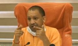 मुख्यमंत्री का सख्त निर्देश-कोविड हॉस्पिटल्स में व्यवस्थाओं को चुस्त-दुरुस्त रखें डीएम व एसएसपी मुख्यमंत्री का सख्त निर्देश-कोविड हॉस्पिटल्स में व्यवस्थाओं को चुस्त-दुरुस्त रखें डीएम व एसएसपी