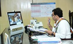 मथुरा में फौरन सुधारें क़्वारंटीन सेंटर्स की अनियमिततायें : श्रीकान्त शर्मा