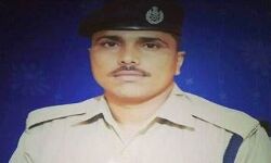 RAF कांस्टेबल इंदर सिंह यादव की फ़र्ज़ और हिम्मत ने सभी के दिलों को जीता RAF कांस्टेबल इंदर सिंह यादव की फ़र्ज़ और हिम्मत ने सभी के दिलों को जीता