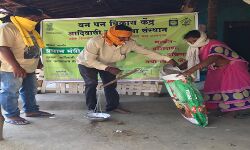 जनजातियों के लिए आय सृजन की गतिविधियों में आयी तेजी