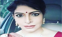 अभिनेत्री नुपुर अलंकार के पास मां के इलाज के लिए नहीं है पैसे