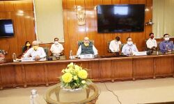 मोदी सरकार ने तुरंत 500 रेलवे कोच दिल्ली को देने का निर्णय लिया-अमित शाह मोदी सरकार ने तुरंत 500 रेलवे कोच दिल्ली को देने का निर्णय लिया-अमित शाह