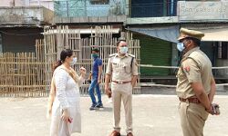 शामली क्लेक्टर व कप्तान ने हाॅटस्पाॅट का निरीक्षण कर लिया व्यवस्थाओं का जायजा शामली क्लेक्टर व कप्तान ने हाॅटस्पाॅट का निरीक्षण कर लिया व्यवस्थाओं का जायजा