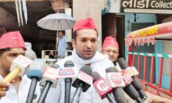 सपा युवजन सभा के पूर्व जिलाध्यक्ष ने फूंका चीनी राष्ट्रपति का पुतला