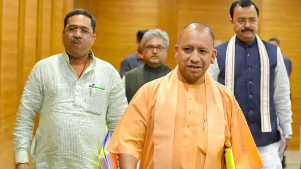 एम्बुलेंस सर्विस का रिस्पाॅन्स टाइम 10 मिनट से ज्यादा न हो : सीएम एम्बुलेंस सर्विस का रिस्पाॅन्स टाइम 10 मिनट से ज्यादा न हो : सीएम