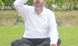 मिनिस्टर उपेंद्र तिवारी ने कहा योग से ही रहा जा सकता है निरोग