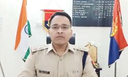 एसपी विनीत की पुलिस ने मुठभेड़ में तीन अपराधियों को किया अरेस्ट एसपी विनीत की पुलिस ने मुठभेड़ में तीन अपराधियों को किया अरेस्ट