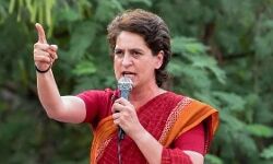 क्राइसिस के वक्त भी आवाम की जेब काट रही भाजपा हकूमत : प्रियंका गांधी क्राइसिस के वक्त भी आवाम की जेब काट रही भाजपा हकूमत : प्रियंका गांधी