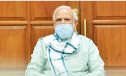 मित्रता निभाना जानता है,आँख में आँख डालकर देखना और उचित जवाब देना भी जानता है :  मोदी