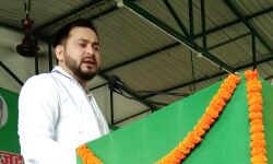 लालू-राबड़ी के शासनकाल को लेकर तेजस्वी यादव ने मांगी माफी लालू-राबड़ी के शासनकाल को लेकर तेजस्वी यादव ने मांगी माफी