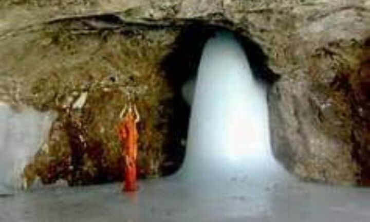 गुरु पूर्णिमा का शुभ अवसर,बाबा बर्फानी के लाइव दर्शन कराने की योजना