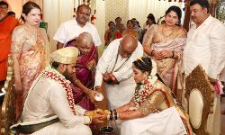 शादी-ब्याह को लेकर कोरोना की सीख शादी-ब्याह को लेकर कोरोना की सीख
