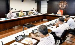 48 घण्टे का ऑक्सीजन बैकअप,35 हजार टेस्ट किए जाएं : सीएम