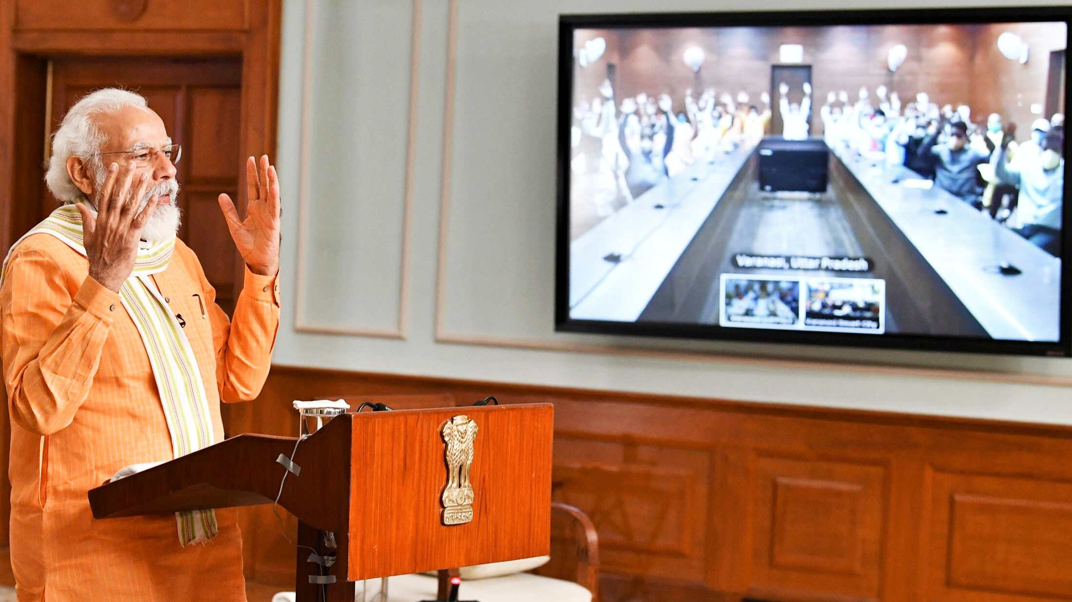 नरेन्‍द्र मोदी ने वाराणसी की सामाजिक संस्‍थाओं के साथ किया संवाद