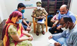 मारे गए विकास दुबे की पत्नी ऋचा और नाबालिग बेटे को क्लीन चिट देकर छोड़ा मारे गए विकास दुबे की पत्नी ऋचा और नाबालिग बेटे को क्लीन चिट देकर छोड़ा