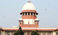 जानवरों को भगाने वाली याचिका पर सुनवाई के बाद सुप्रीम कोर्ट ने 12 राज्यों को भेजा नोटिस जानवरों को भगाने वाली याचिका पर सुनवाई के बाद सुप्रीम कोर्ट ने 12 राज्यों को भेजा नोटिस