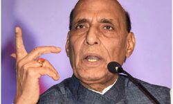 राष्ट्र की जीवन रेखा है सड़कें व पुल: राजनाथ सिंह