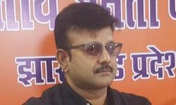 झारखंड में ट्रेनें रोके जाने पर सियासत,भाजपा ने कहा ये बिहार का अपमान