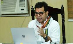 आपदा में प्रधानमंत्री कर रहे गांव-गरीब सबकी चिंता: पं श्रीकान्त शर्मा आपदा में प्रधानमंत्री कर रहे गांव-गरीब सबकी चिंता: पं श्रीकान्त शर्मा