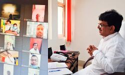 मंत्री कपिल देव ने बरेली विधानसभा के कार्यकर्ताओं को किया सम्बोधित मंत्री कपिल देव ने बरेली विधानसभा के कार्यकर्ताओं को किया सम्बोधित