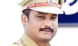 एक साल- कप्तान अजय साहनी ने 10 बदमाशों का दुनिया से गिराया विकेट एक साल- कप्तान अजय साहनी ने 10 बदमाशों का दुनिया से गिराया विकेट