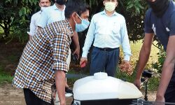 संजय भूसरेड्डी का प्रयास, ड्रोन के हमले से टिड्डी दल का हो रहा खात्मा