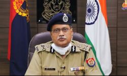 ईद उल अज़हा पर मस्जिदों में सामूहिक नमाज पर रोक, घरों में ही पढ़ें नमाज़ : डीजीपी ईद उल अज़हा पर मस्जिदों में सामूहिक नमाज पर रोक, घरों में ही पढ़ें नमाज़ : डीजीपी