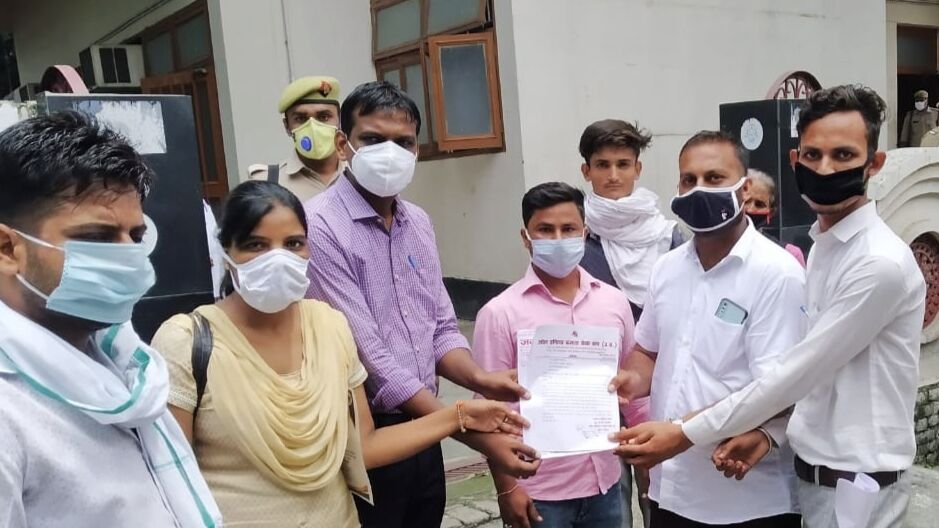 बंजारा समाज ने की ऋण एवं आर्थिक सहयोग की मुख्यमंत्री से मांग बंजारा समाज ने की ऋण एवं आर्थिक सहयोग की मुख्यमंत्री से मांग
