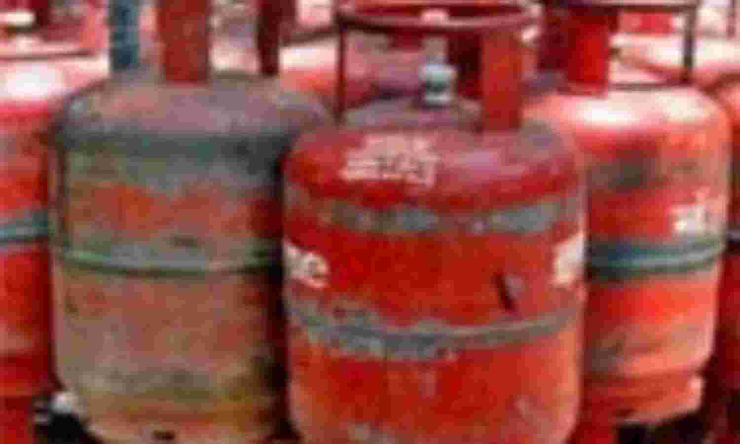 इस महीने भी नहीं मिलेगी गैस सिलेंडर पर सब्सिडी