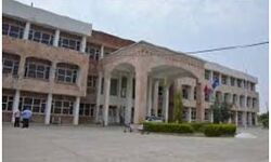 हरियाणा में खुले निजी व सरकारी कॉलेज