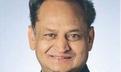 गहलोत विस में परीक्षा को तैयार गहलोत विस में परीक्षा को तैयार