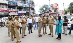 कलेक्टर और कप्तान का सामूहिक प्रयासः शांत रहा मुजफ्फरनगर कलेक्टर और कप्तान का सामूहिक प्रयासः शांत रहा मुजफ्फरनगर