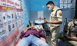 आईपीएस विनीत की पुलिस ने 1 घंटे में किया लूट का खुलासा आईपीएस विनीत की पुलिस ने 1 घंटे में किया लूट का खुलासा