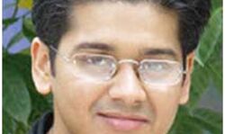 निदेशक जावेरी ने की जाह्नवी की तारीफ