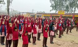 यूपी के प्राइमरी स्कूलों में फिर मिलेंगी सर्दियों की छुट्टियां यूपी के प्राइमरी स्कूलों में फिर मिलेंगी सर्दियों की छुट्टियां