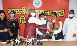 राष्ट्रीय उलेमा काउंसिल के सचिव शहजाद अली भाजपा में शामिल राष्ट्रीय उलेमा काउंसिल के सचिव शहजाद अली भाजपा में शामिल