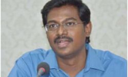 बिना आधार कार्ड के खाद बेची तो होगी कार्रवाई बिना आधार कार्ड के खाद बेची तो होगी कार्रवाई