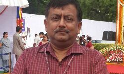 BIRTHDAY SPECIAL- कर्मवीर बनकर उभरते रहे है IAS अवनीश कुमार अवस्थी