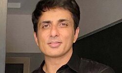 फेक अकाउंट पर भड़के एक्टर सोनू सूद, जल्द गिरफ्तार होगे डियर फेक अकाउंट पर भड़के एक्टर सोनू सूद, जल्द गिरफ्तार होगे डियर