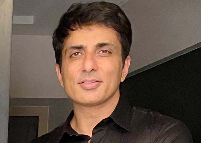 फेक अकाउंट पर भड़के एक्टर सोनू सूद, जल्द गिरफ्तार होगे डियर फेक अकाउंट पर भड़के एक्टर सोनू सूद, जल्द गिरफ्तार होगे डियर